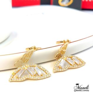 گوشواره پروانه رنگ ثابت