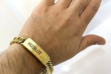 دستبند مردانه هابلوت طلائی HUBLOT 14010733