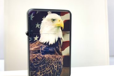 فندک بنزینی طرح زیپو عقاب