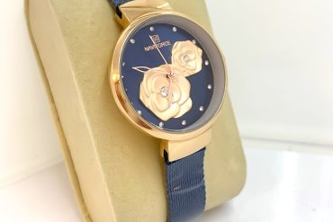 ساعت نیوی فورس طرح گل سورمه ای 14010912