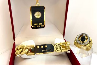ست دستبند و گردنبند و انگشتر رولکس طلایی مردانه