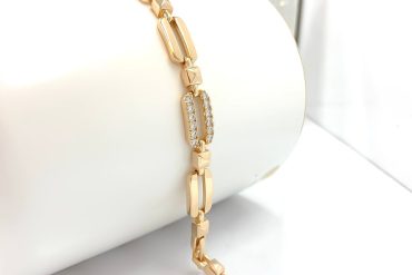 دستبند نگین دار رنگ ثابت