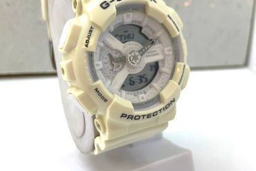 ساعت جی شاک سفید