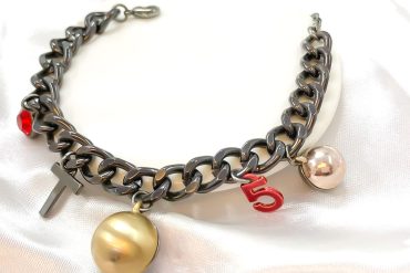 دستبند کارتیر مشکی زنانه