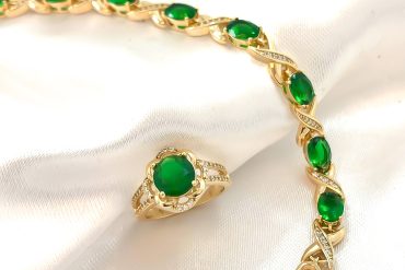 خرید ست انگشتر و دستبند نگین سبز