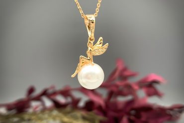 گردنبند فرشته مرواریدی ظریف | ژوپینگ 14020409