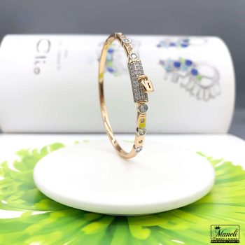 دستبند النگویی نگین دار ژوپینگ: رنگ ثابت و ضدحساسیت برای جذب نگاه ها 14020414 - Image 3