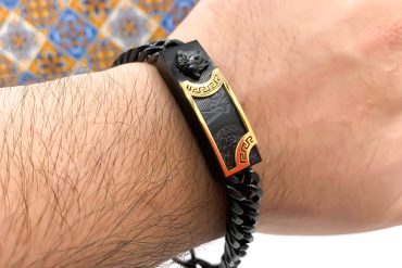دستبند مردانه استیل مشکی با لوگوی ورساچه