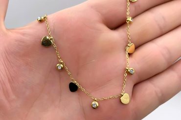 گردنبند استیل رنگ ثابت - زیبایی، شیکی و دوام در یکجا