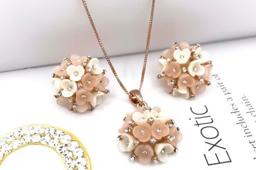 نیم ست خاص طرح گل برند کلیو