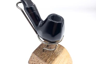 پیپ مشکی با چوب برایر