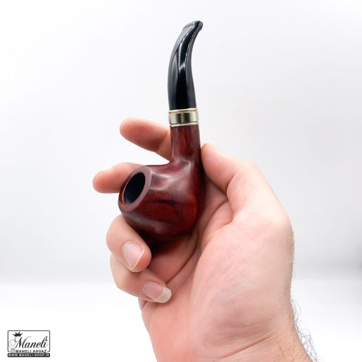 پیپ چوبی قهوه ای خوش دست