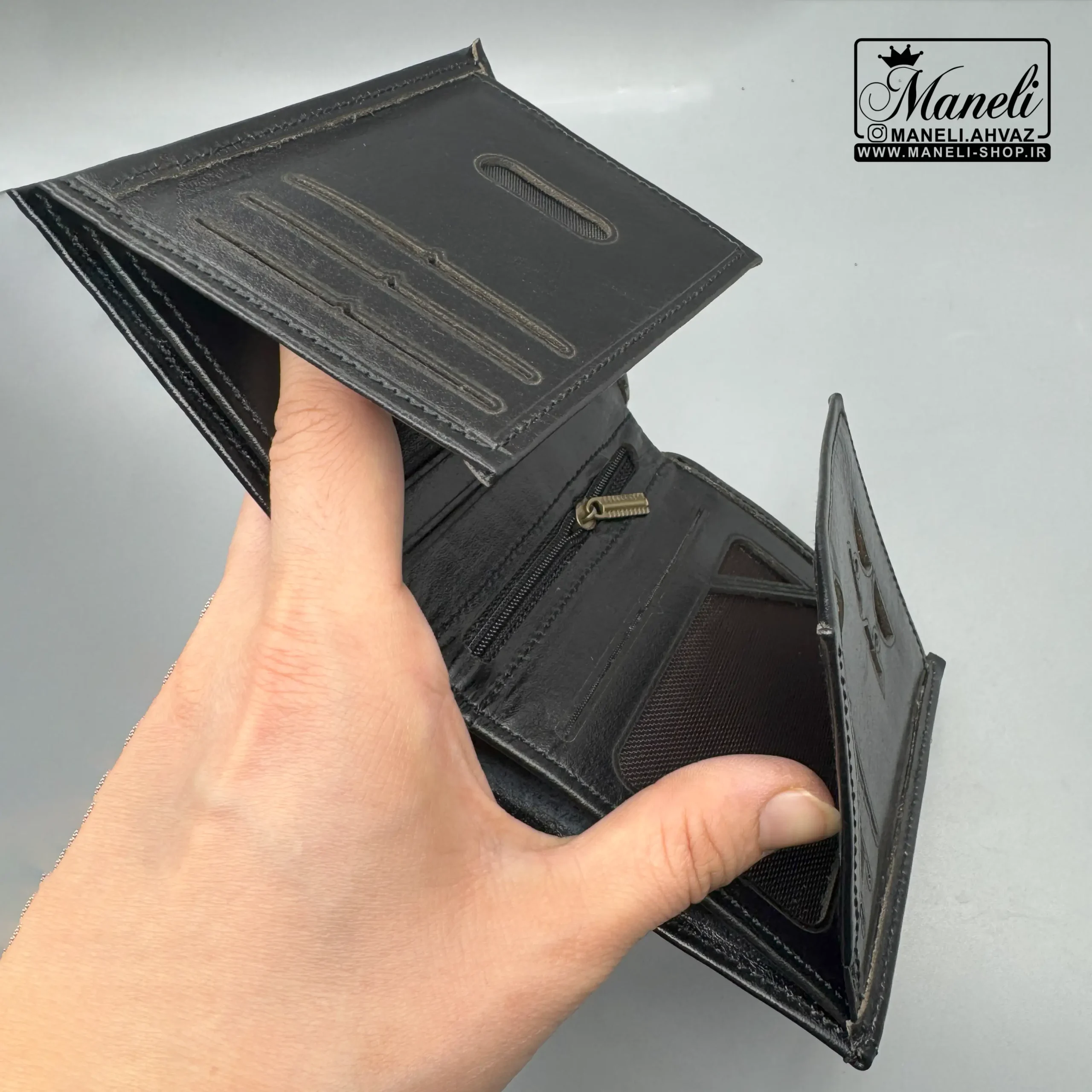 IMG_3361 ست کیف پولی کوتاه و جاکلیدی چرم با دو رنگ شیک، هدیه ای ارزشمند با کیفیت دوخت برتر - Image 9
