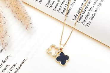 گردنبند ونکلیف زیبا و خاص - خریدی باکیفیت و قیمت مناسب