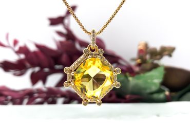 گردنبند نگین زرد از برند ژوپینگ: زیبای با کیفیت و ضدحساسیت