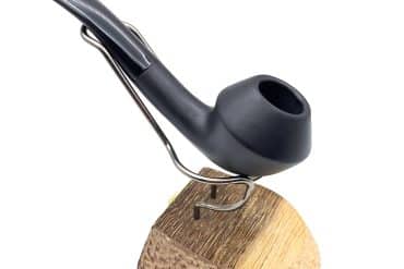 پیپ چوبی مشکی با طرح متفاوت از کاپیتان بلک
