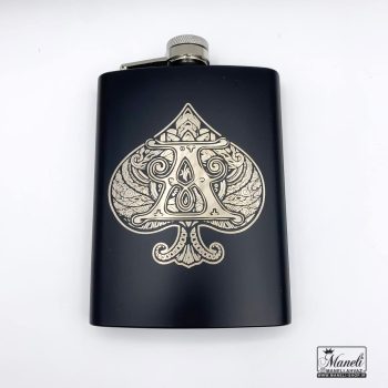 بطری مشروب مشکی