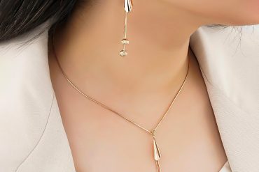 نیم ست آویز دار ژوپینگ: تجربه‌ای جدید از زیبایی و کلاس