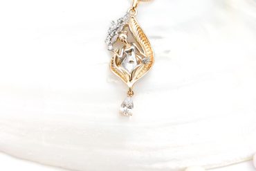 گردنبند زنانه ژوپینگ با طرحی هنری و خاص