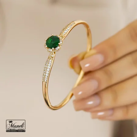 خرید دستبند النگویی ژوپینگ با نگین سبز - جلوه ای بی نظیر