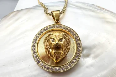 قیمت گردنبند طلایی با پلاک شیر