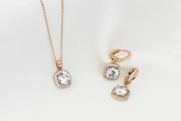 نیم ست زنانه تک نگین رنگ ثابت ژوپینگ