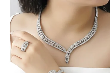 سرویس عروس استیل فول نگین مجلسی 14030268