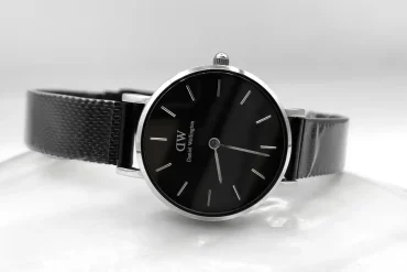 ساعت dw زنانه بند حصیری مشکی 14030221