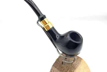 پیپ چوبی مشکی با حلقه طلایی کاپیتان بلک 14030484