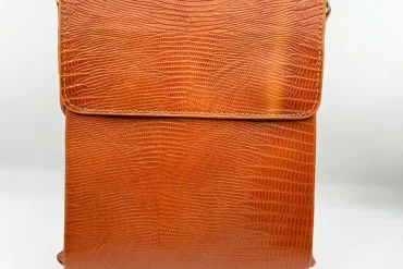 کیف رودوشی چرم کلاسیک و شیک رنگ عسلی 14030429