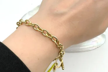 دستبند تیفانی با آویز قفل استیل