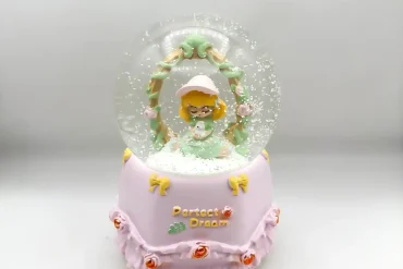 گوی موزیکال دخترانه برفی