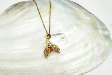 گردنبند دم وال با مروارید ریز | استیل | رنگ ثابت 14030560