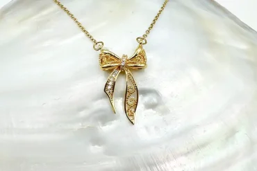 گردنبند استیل پاپیون | طلایی | رنگ ثابت 14030561