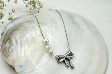 گردنبند پاپیون و مروارید استیل | رنگ ثابت 14030621