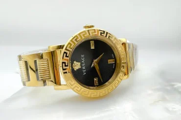 ساعت ورساچه زنانه طلایی صفحه مشکی | موتور ژاپن 14030709