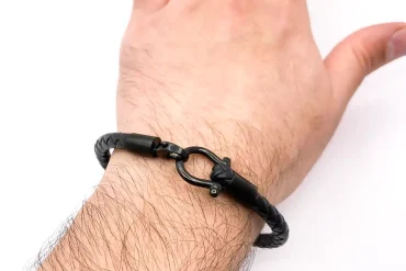 دستبند امگا مردانه چرم مشکی 14030663