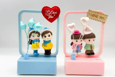 دکوری لامپ رومیزی عاشقانه دختر و پسر | چراغ دار 14030794