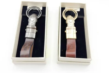 جاکلیدی خاص طرح جگوار چراغ دار | رنگ طلایی و طوسی 14030764