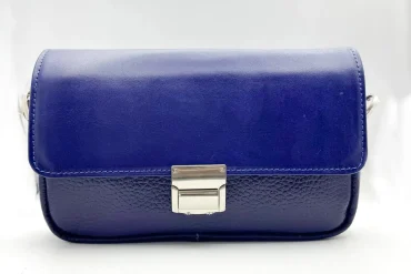 کیف دستی چرم با رنگ سورمه ای | رمزدار | جادار و شیک 14030918