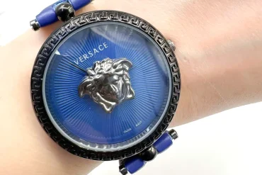 ساعت زنانه ورساچه بند چرم رنگ آبی 14031055