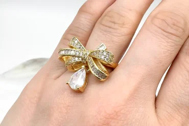 انگشتر پاپیون با نگین آویز - رنگ طلایی 14031064