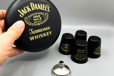 ست بطری و شات جک دنیلز گرد | استیل | چهار شات 140310100