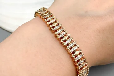 دستبند زنانه ژوپینگ طلایی با نگین های زیبا | رنگ ثابت | ضدحساسیت 14031179