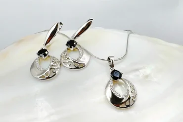 نیم ست ژوپینگ نقره ای با طرحی زیبا | ضدحساسیت | رنگ ثابت 14031158