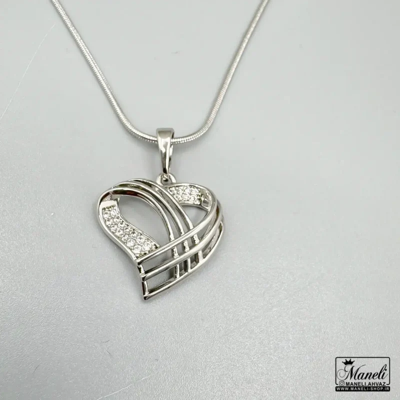 heart necklace