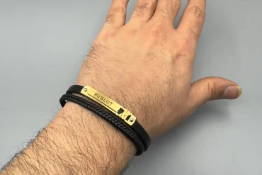 دستبند چرم مردانه با پلاک طلایی hublot هابلوت 14031199