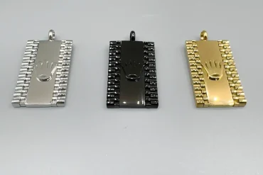 پلاک آویز رولکس استیل در سه رنگ جذاب | طلایی ، نقره ای و مشکی 14031159