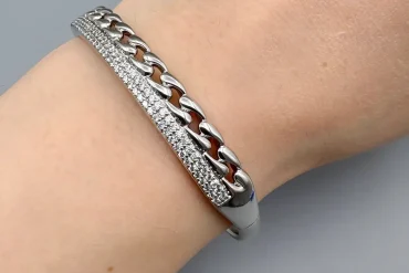 دستبند النگویی ژوپینگ – درخشش بی‌نقص برای استایل شما