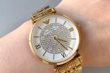 ساعت زنانه امپریو آرمانی طلایی صفحه نگینی | موتور ژاپن 14031227